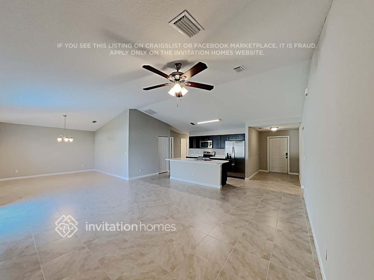 2001 Sw Del Rio Blvd - Photo 5 of 21