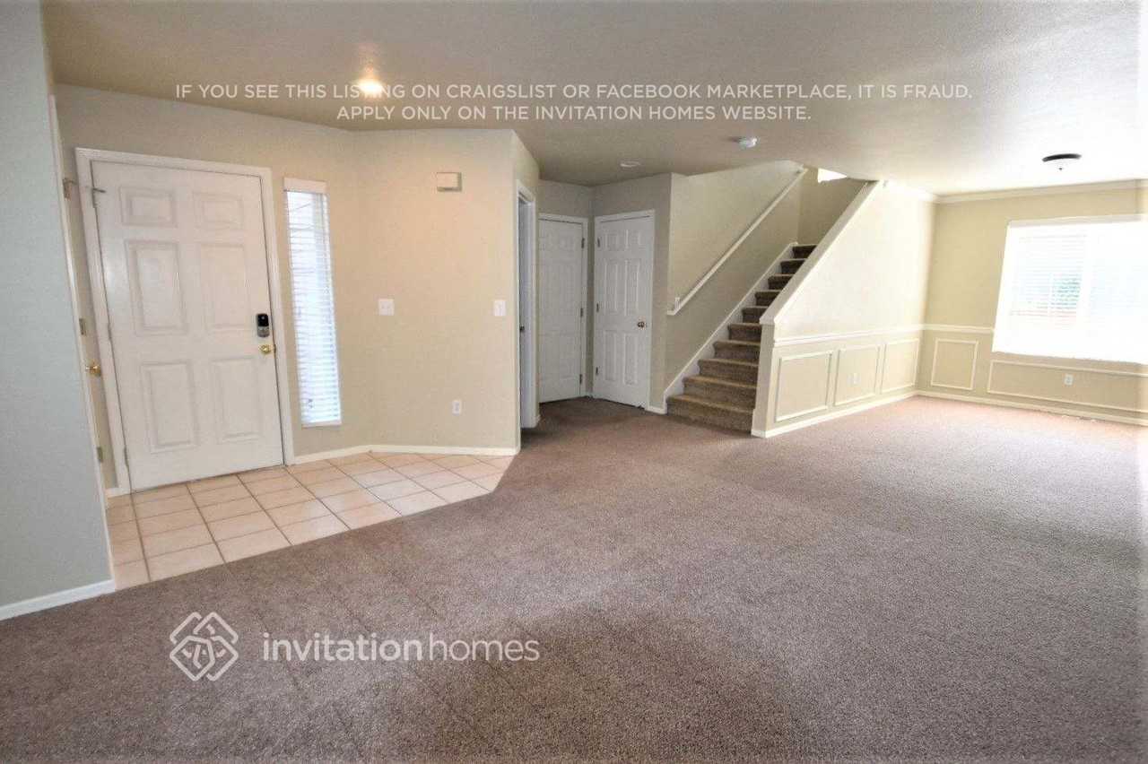 18604 94th Street Ct E - Photo 2 of 12