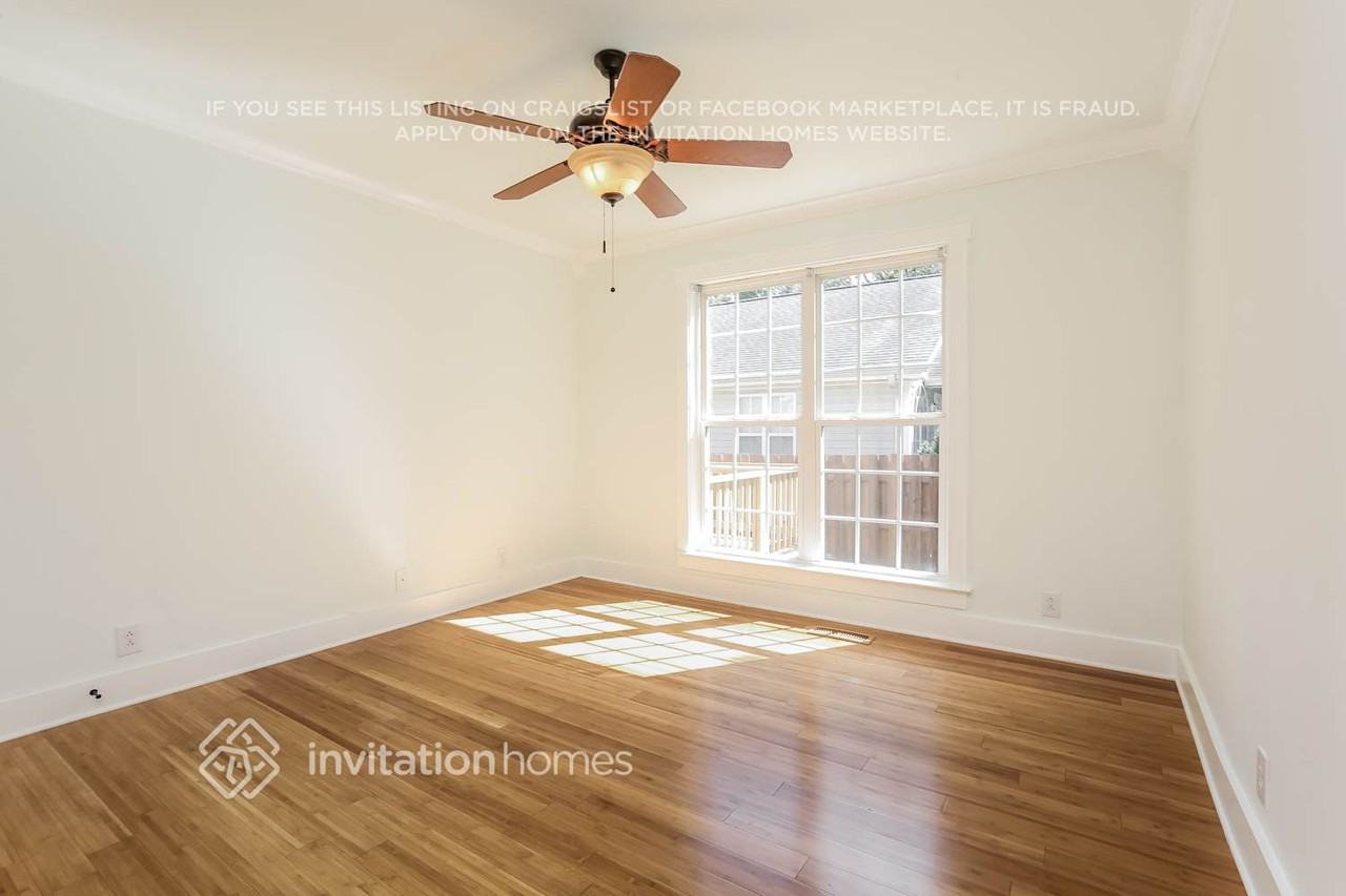 609 Eastview Cir - Photo 6 of 13