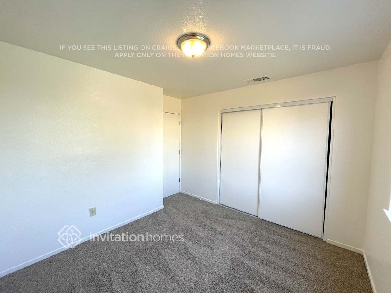 1144 La Mesa St - Photo 4 of 10