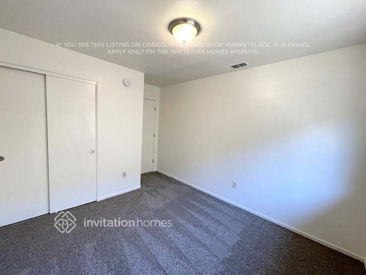 1144 La Mesa St - Photo 5 of 10