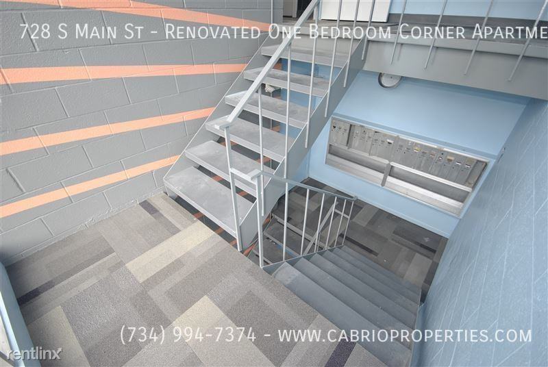 728 S. Main St - Photo 4 of 13