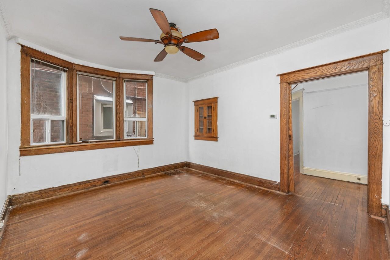 16 Edna Avenue #Main - Photo 5 of 23