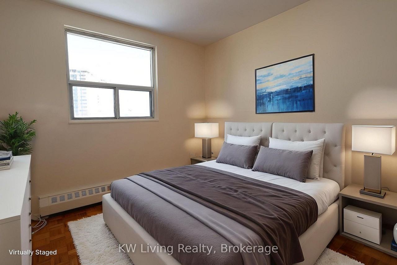 33 Central Parkway West #504 - Photo 6 of 16