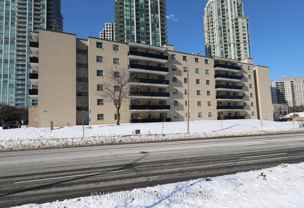 33 Central Parkway West #504 - Photo 1 of 1