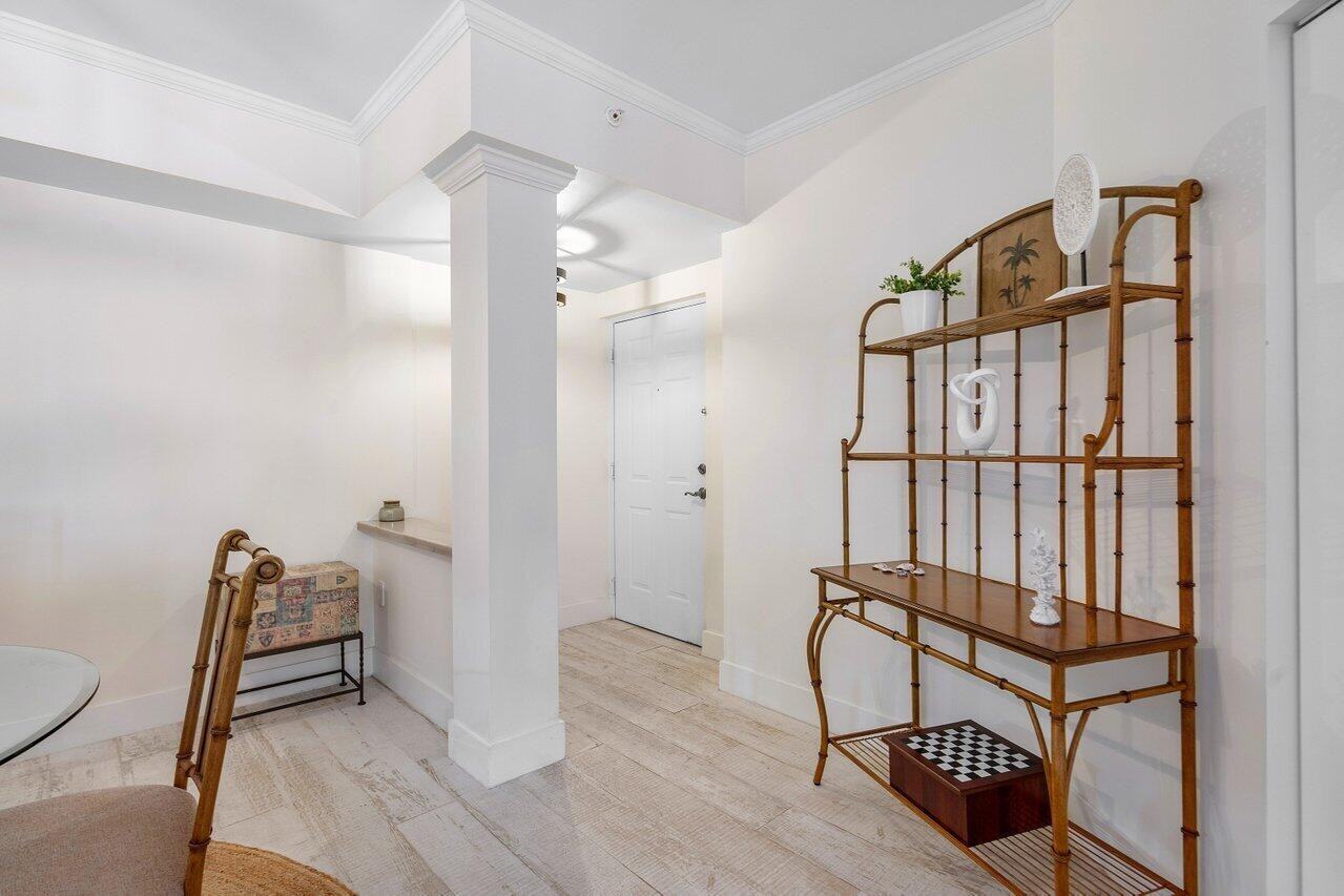 1302 Tuscany Way - Photo 6 of 38