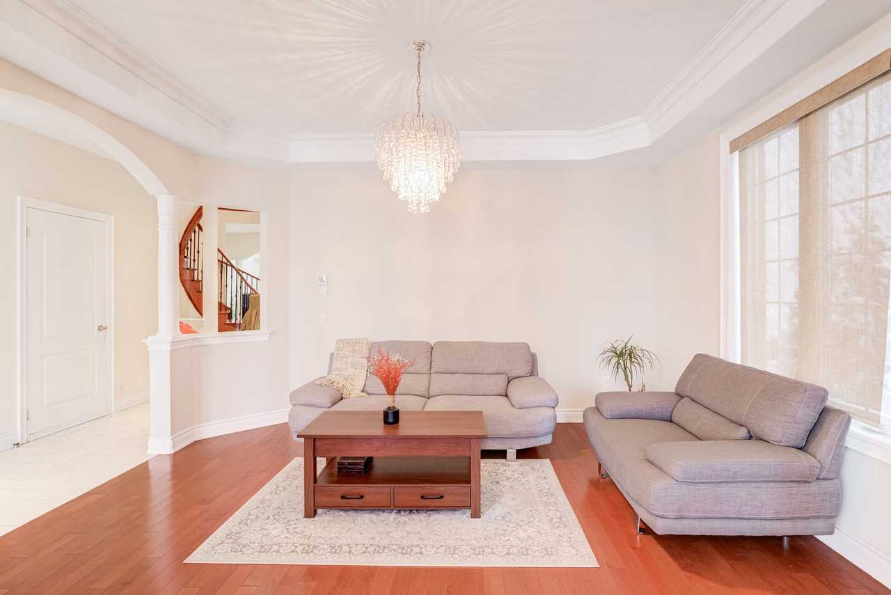 161 Vanda Drive - Photo 5 of 37