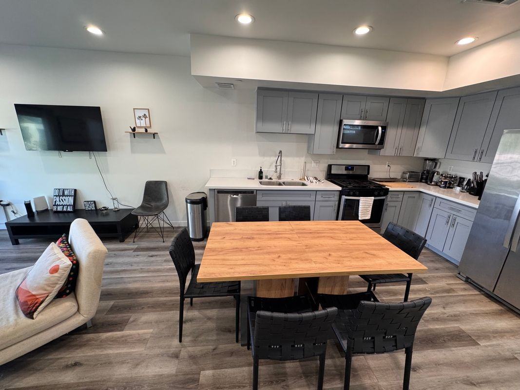 2625 Somerset Dr - Photo 4 of 21