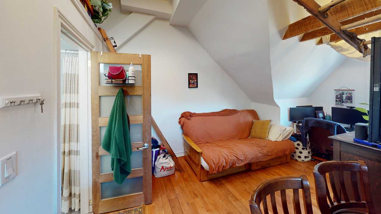 HARBORD ST & SPADINA AVE - Photo 4 of 15