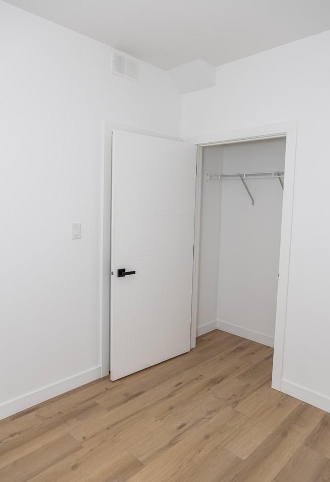 273 Albany Street - Photo 5 of 11