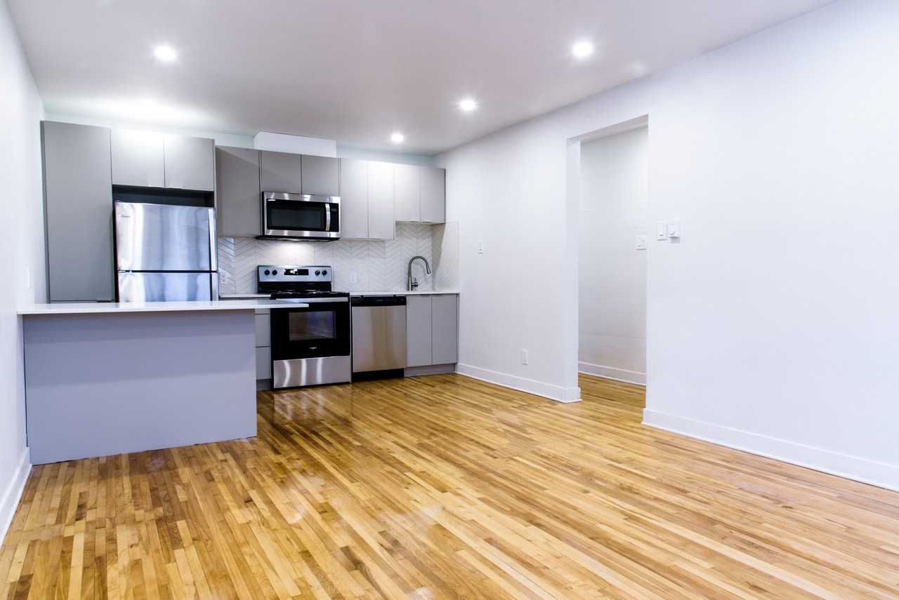 5951 Rue Angers - Photo 2 of 18