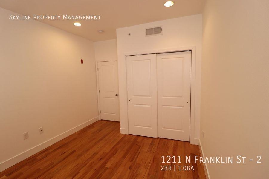 1211 N Franklin St #2 - Photo 6 of 7