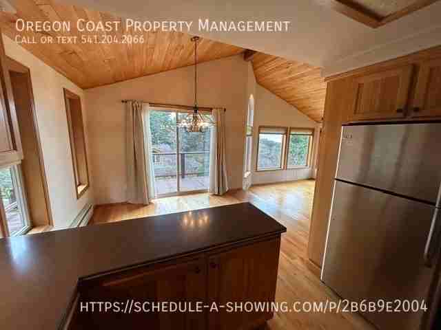 7205 Sw Burl Dr - Photo 6 of 30