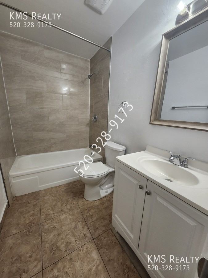 6711 E Hawk Dr - Photo 6 of 25