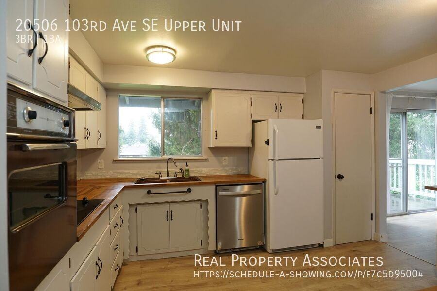 20506 103rd Ave Se Uppr Unit #Unit - Photo 2 of 18