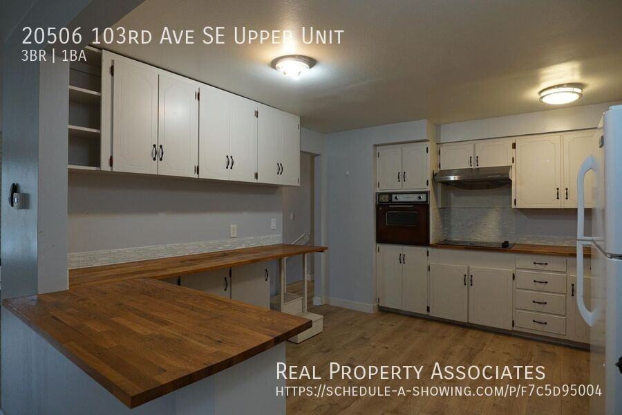 20506 103rd Ave Se Uppr Unit #Unit - Photo 4 of 18