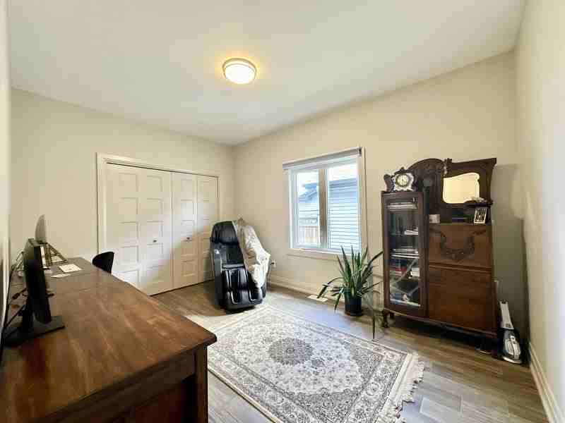 157 Lyon St - Photo 7 of 14