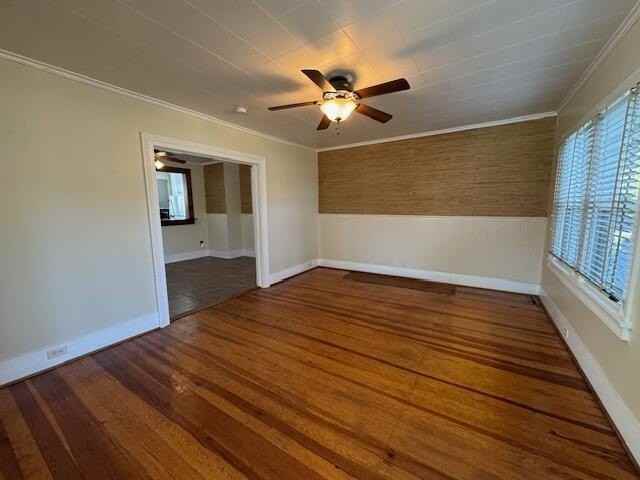 816 York St Ne - Photo 6 of 29