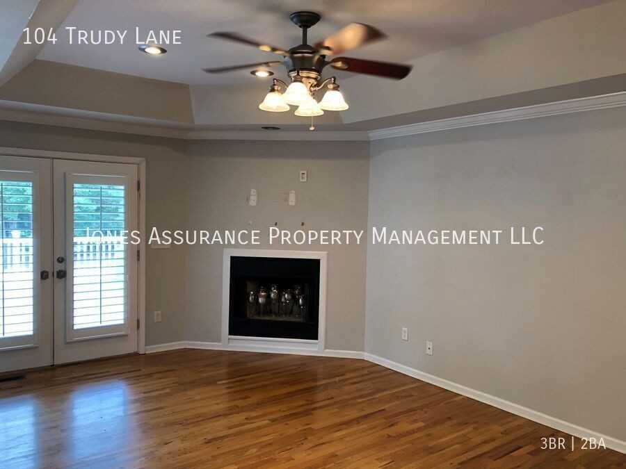 104 Trudy Ln - Photo 3 of 11