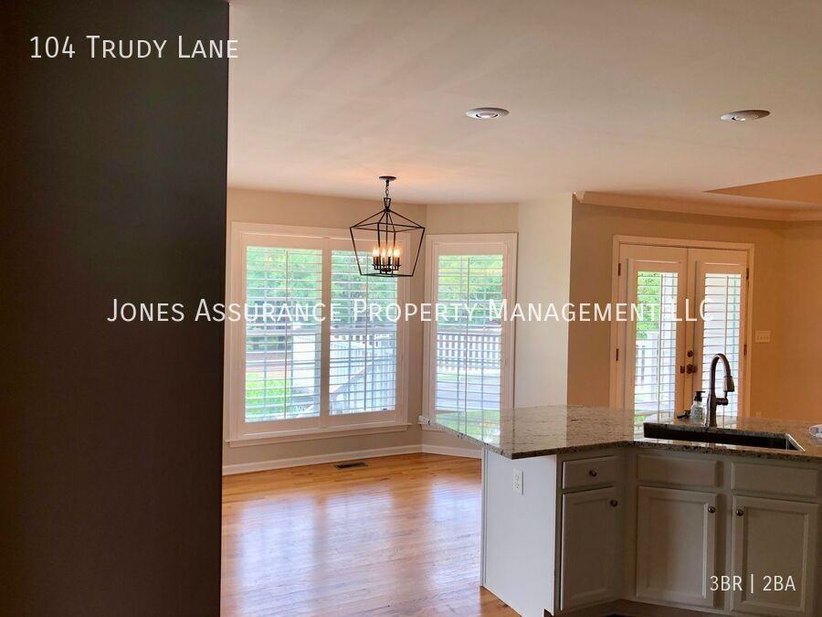 104 Trudy Ln - Photo 4 of 11