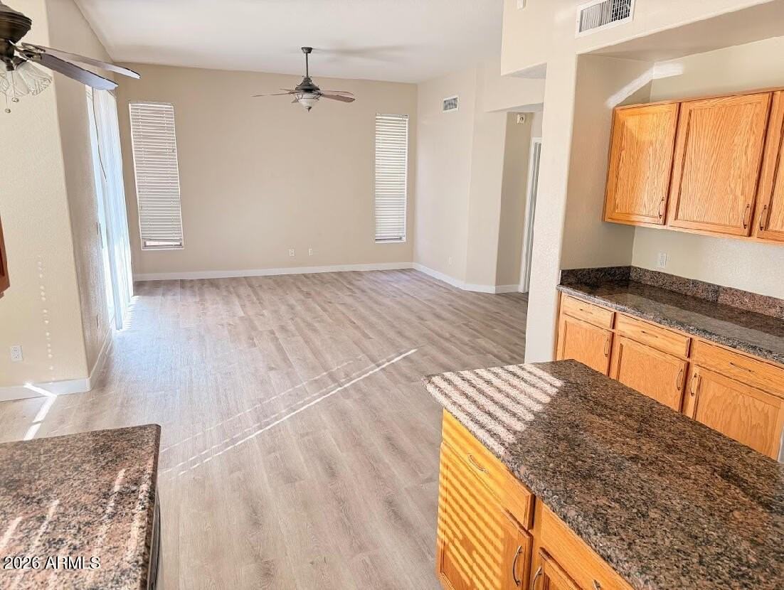 17640 N 17th St - Photo 2 of 24