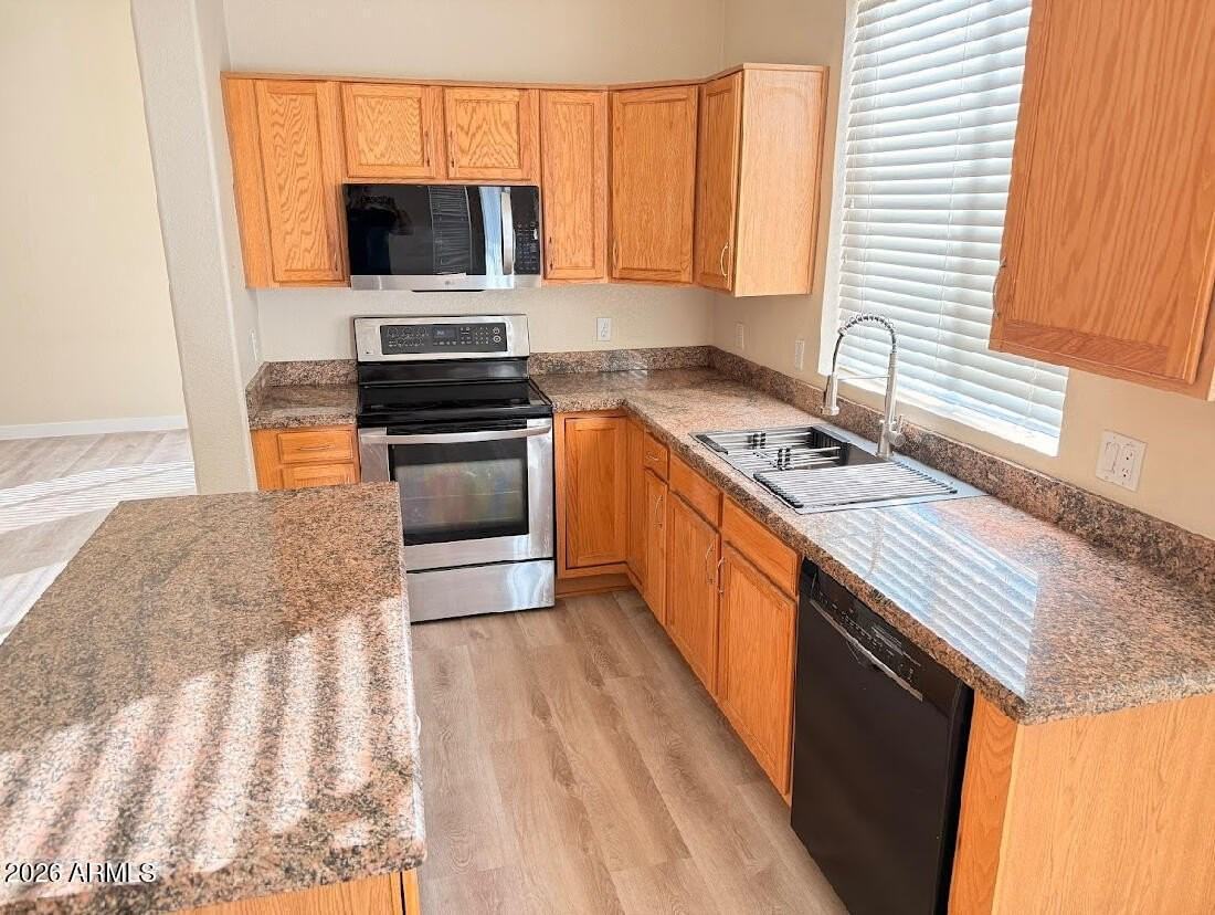 17640 N 17th St - Photo 6 of 24