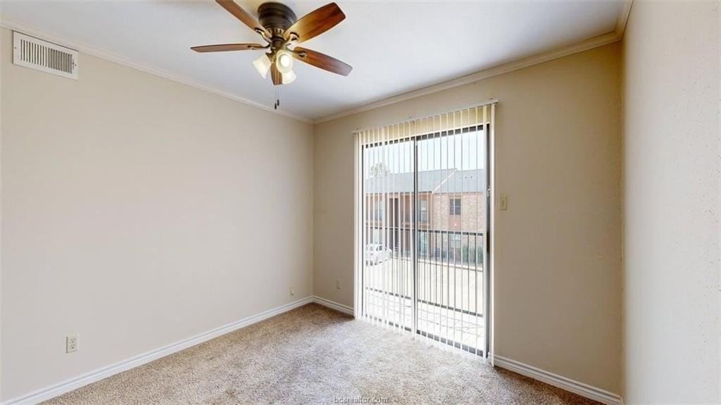 904 University Oaks Blvd #20 - Photo 2 of 27