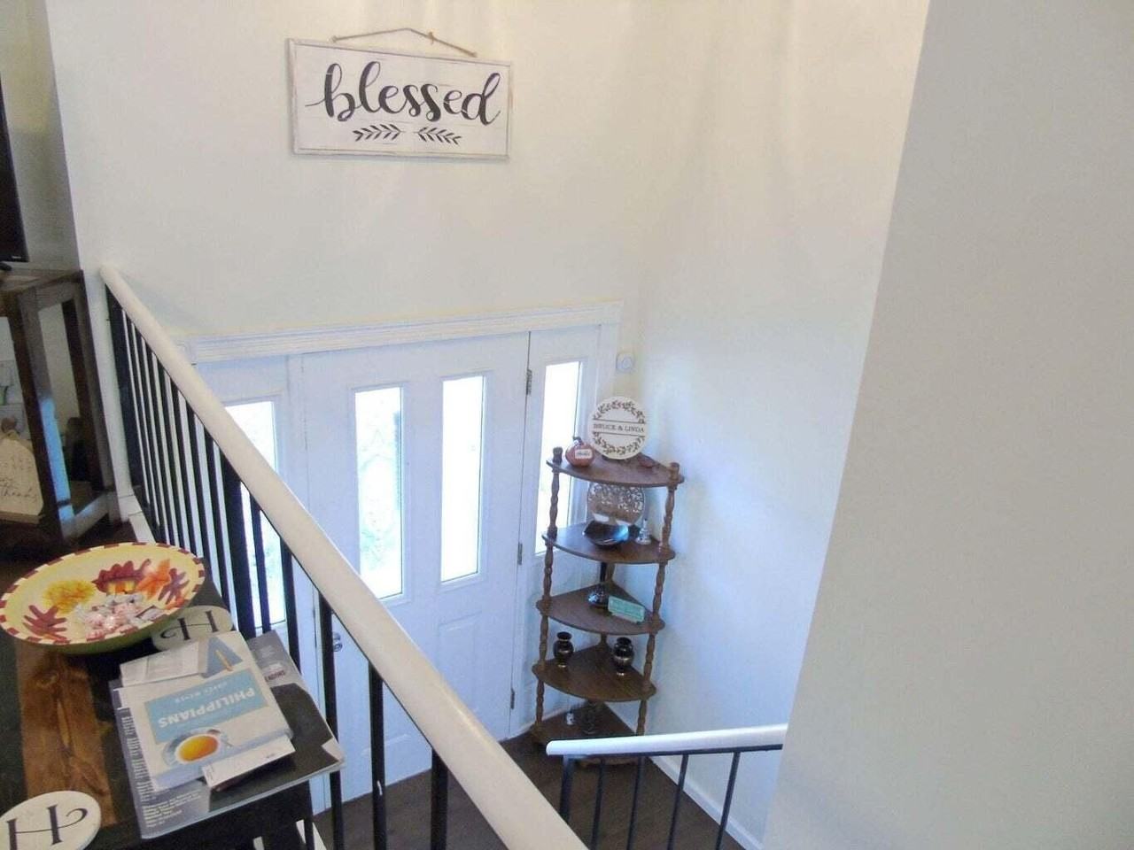 1102 Nickajack Cir - Photo 2 of 41