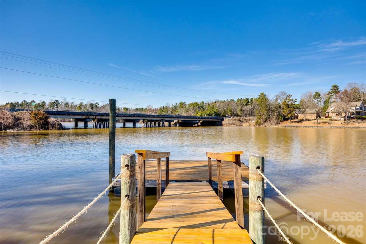 1739 Old Clay Hill Rd - Photo 4 of 31