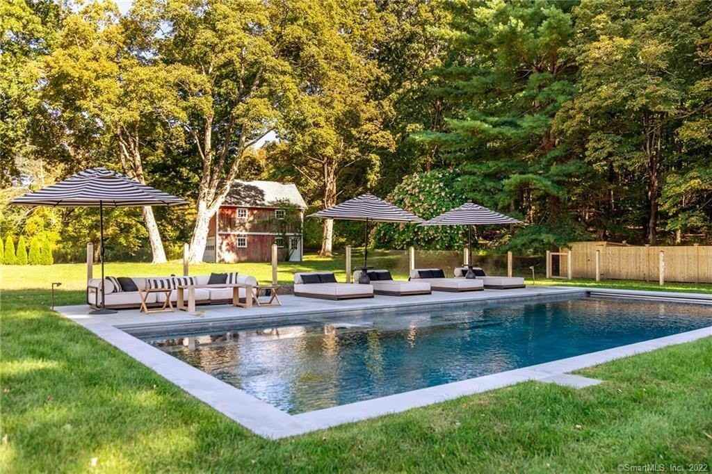 49 Christian St - Photo 4 of 40