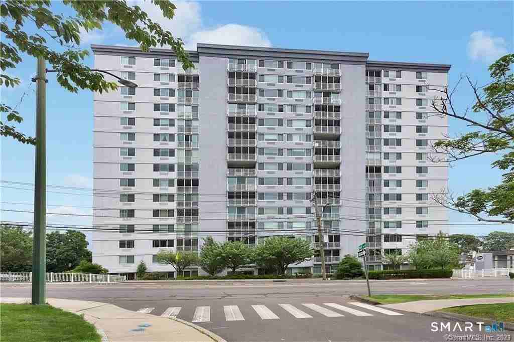 1 Strawberry Hill Ave Apt 3g - Photo 2 of 18