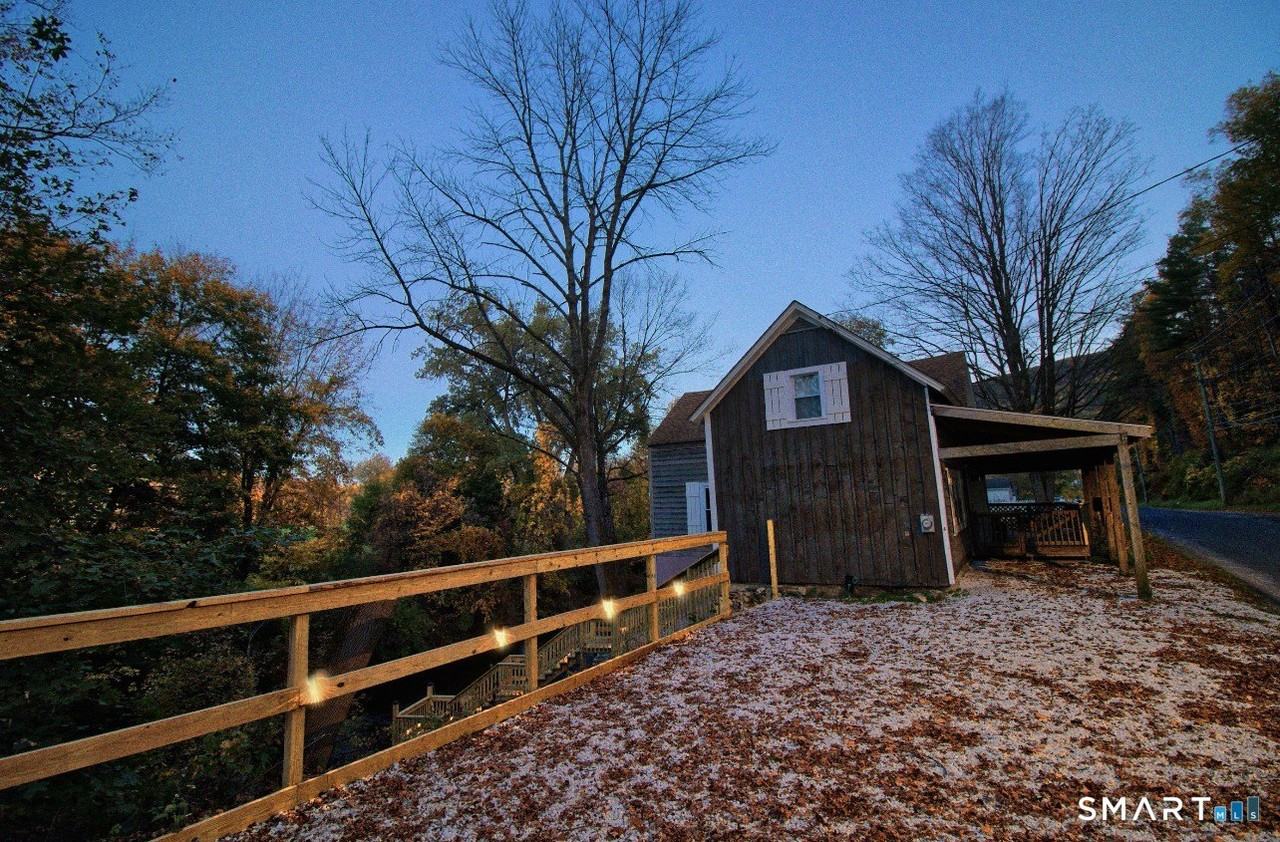 15 Lower Rd - Photo 5 of 36