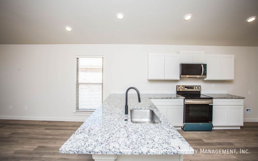 2129 Langford Ave - Photo 7 of 40