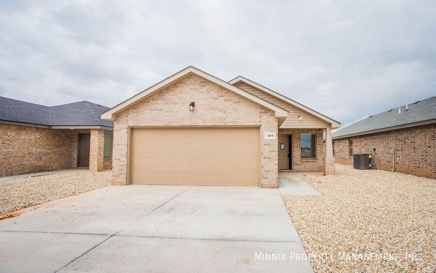 310 E 77th St - Photo 2 of 32