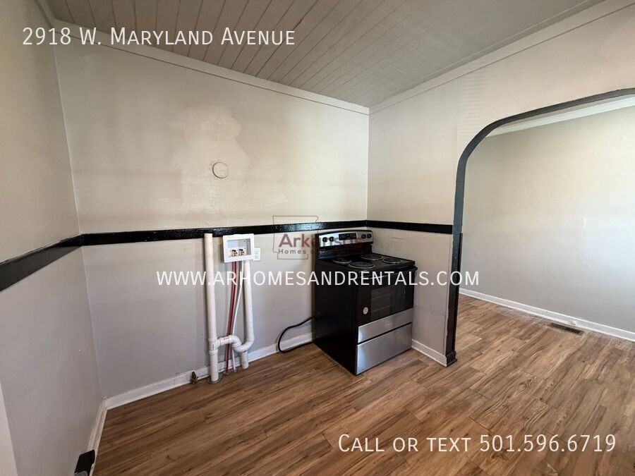 2918 Maryland Ave - Photo 5 of 9