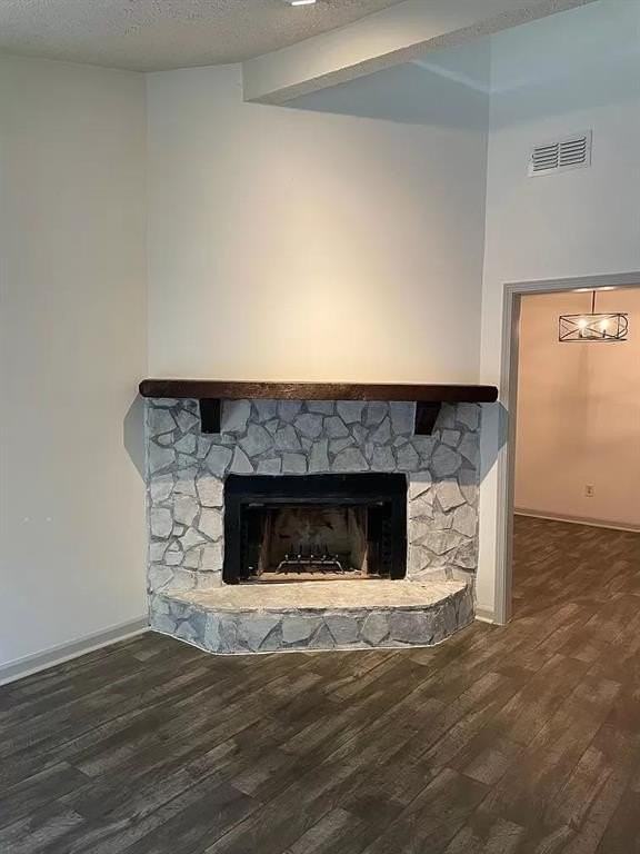 1131 Rappahannock Dr - Photo 2 of 18