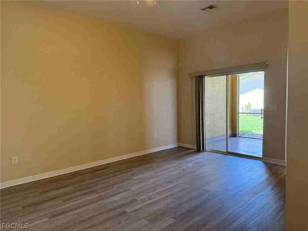 102 Cultural Park Blvd S - Photo 7 of 18