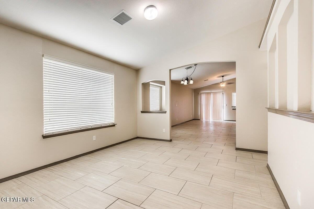 4901 Marcella Santillana - Photo 6 of 18