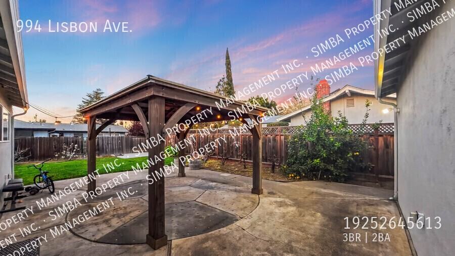 994 Lisbon Ave - Photo 3 of 23