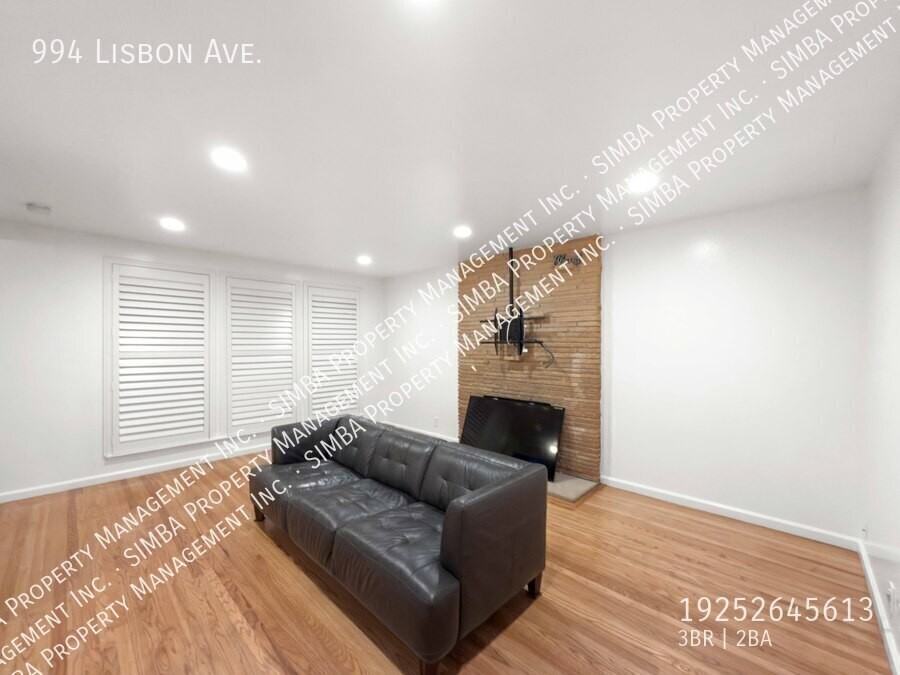 994 Lisbon Ave - Photo 6 of 23