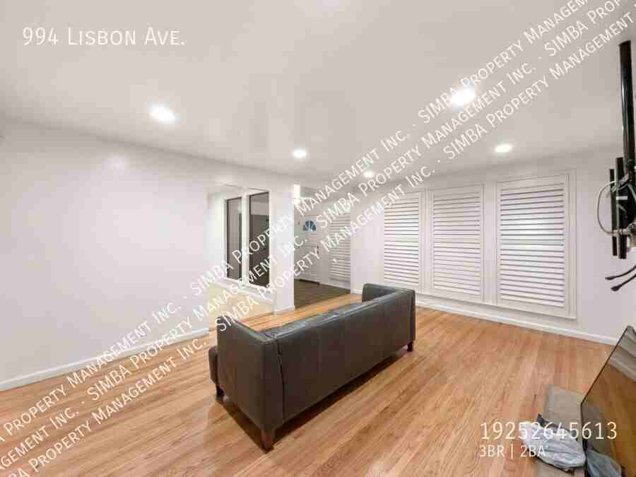 994 Lisbon Ave - Photo 7 of 23