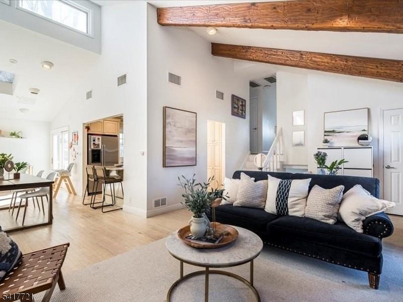 15 Windemere Rd - Photo 6 of 30