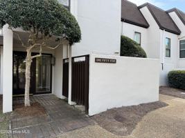 featured image of 155 Beaufort Ct