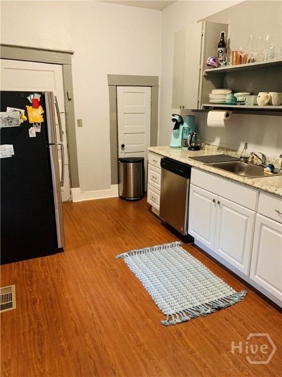 648 E 40th St - Photo 7 of 13