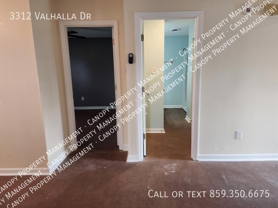3312 Valhalla Dr - Photo 2 of 15
