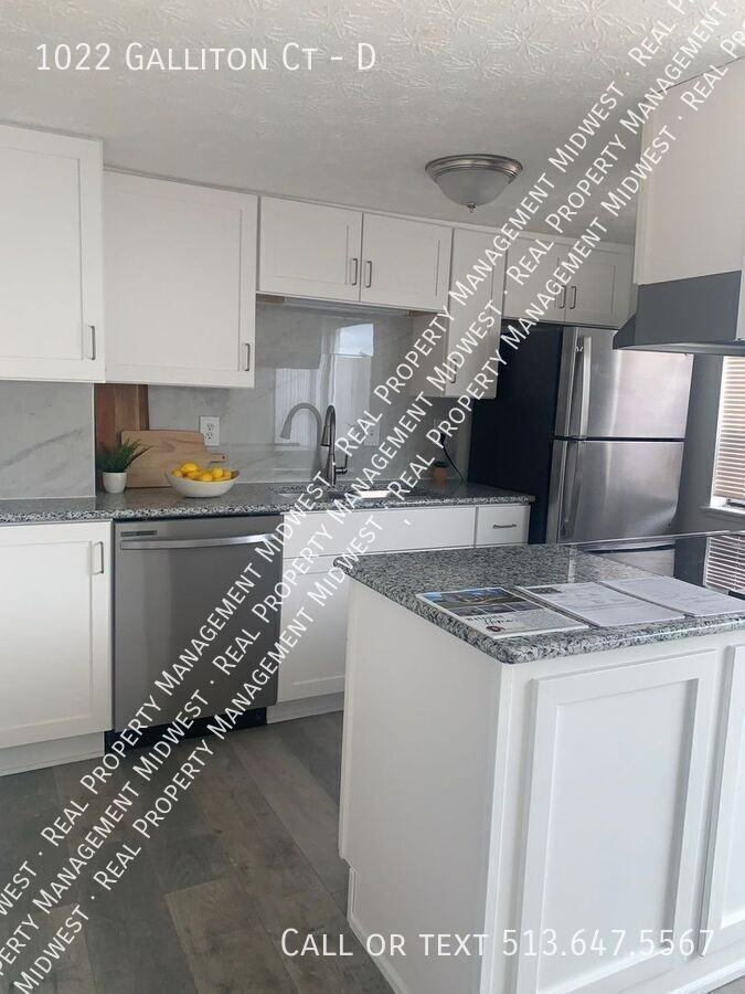 1022 Galliton Ct #D - Photo 4 of 16