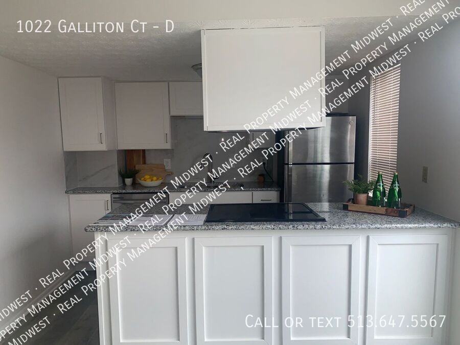 1022 Galliton Ct #D - Photo 6 of 16