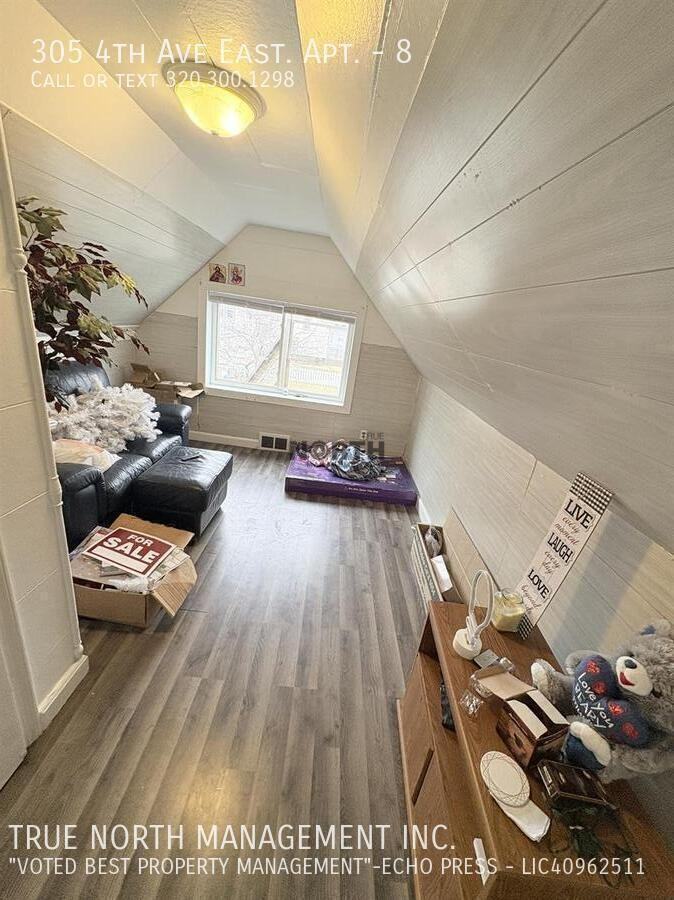 305 4th Ave E #8 - Photo 3 of 7