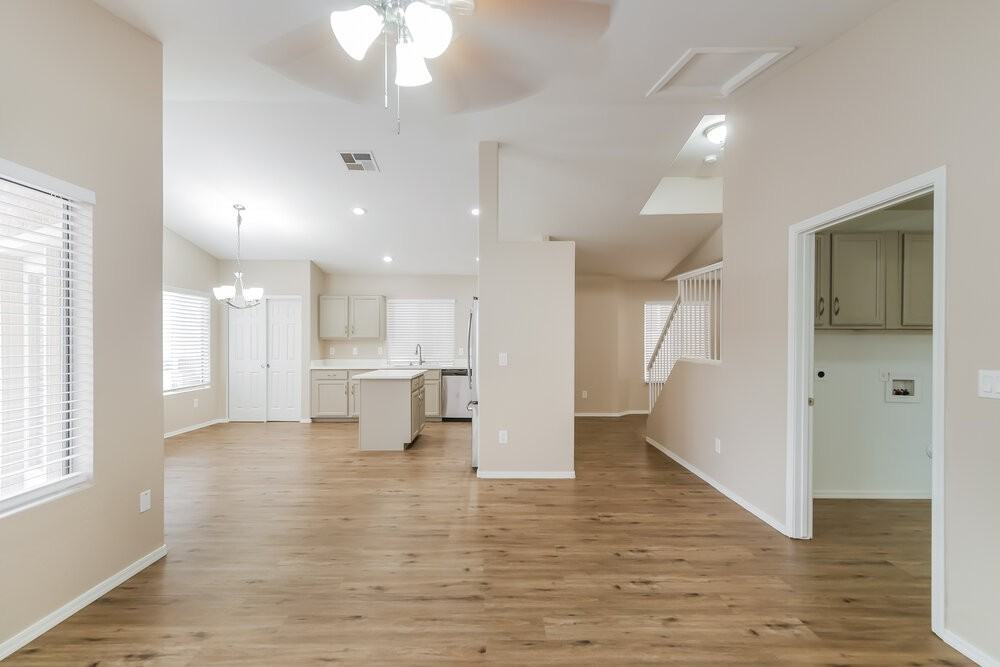 1434 E South Fork Dr - Photo 7 of 17