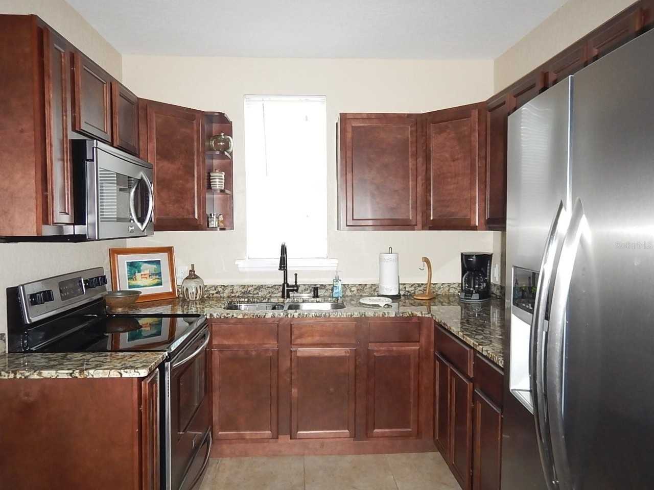 16909 Franklin Ave #A - Photo 7 of 15